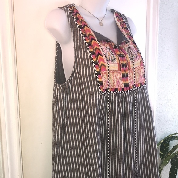 Entro Embroidered Striped Sleeveless Dress - Picture 4 of 12